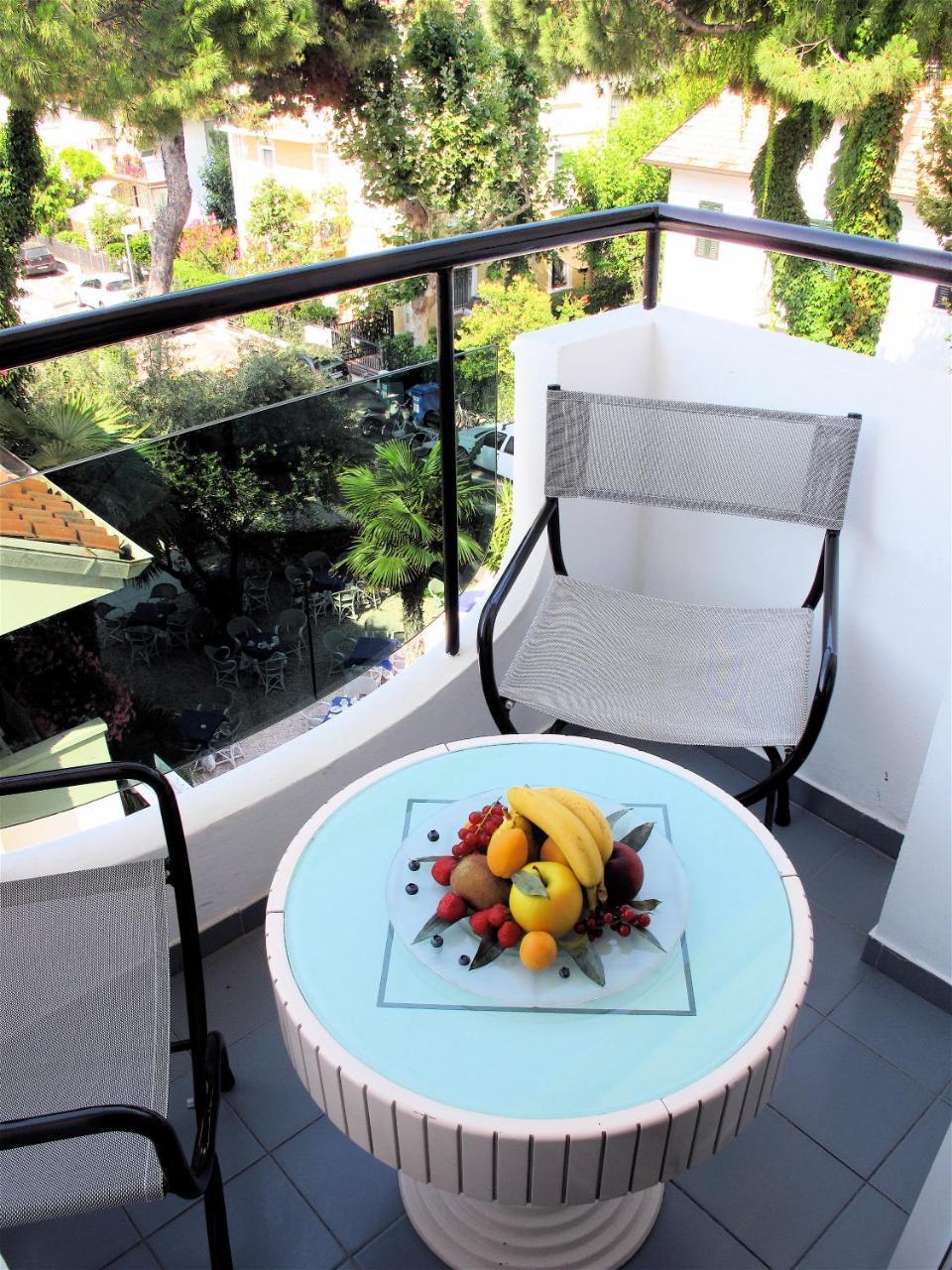 Hotel Diamond Ριτσόνε Εξωτερικό φωτογραφία